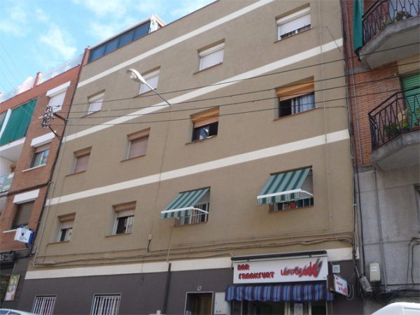 Aislamiento integral en fachada de C/ Florencia de Santa Coloma de Gramanet
