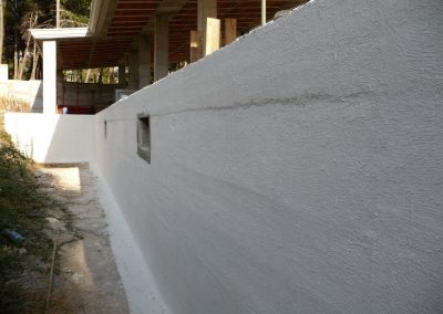 Muro-de-contencion-edificacion-Vallirana-P1000161-min